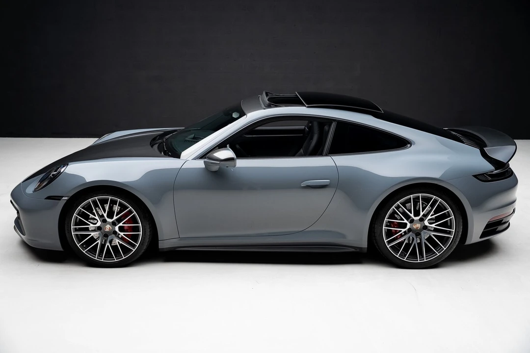 2023 Porsche 992 Carrera 4S - Image 15 of 21