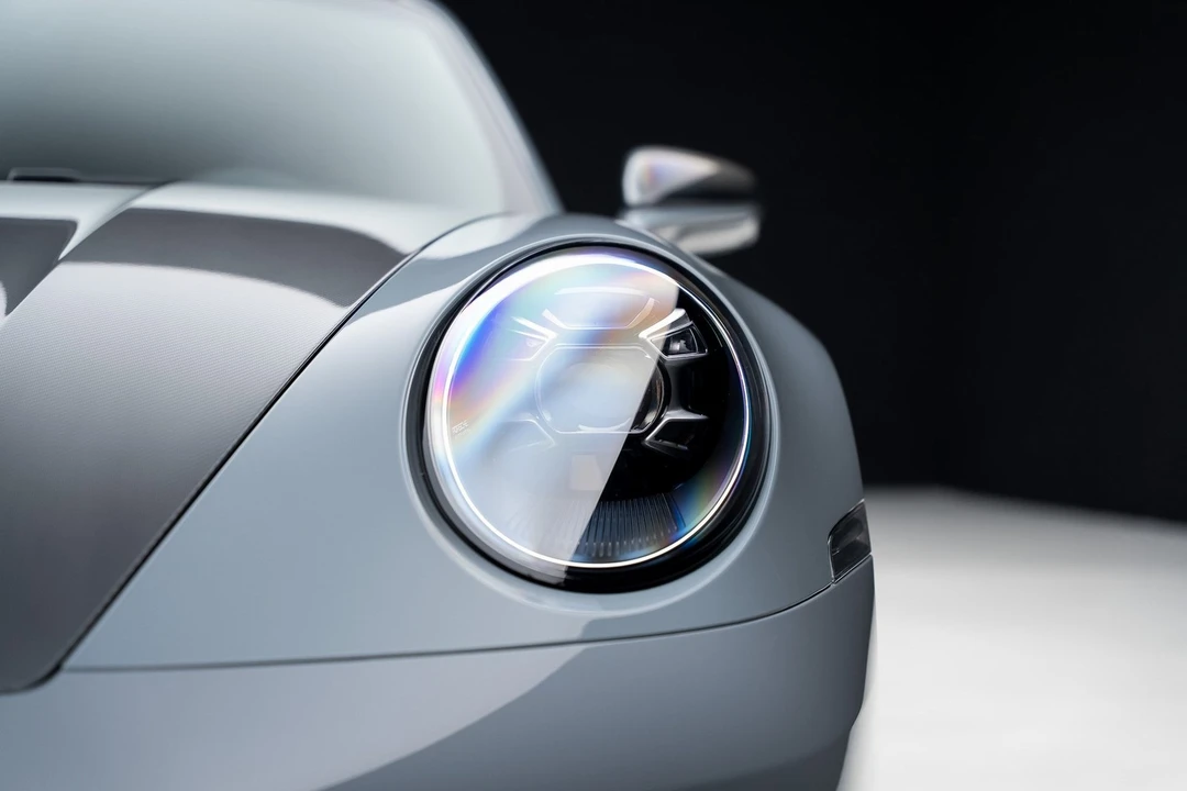 2023 Porsche 992 Carrera 4S - Image 9 of 21