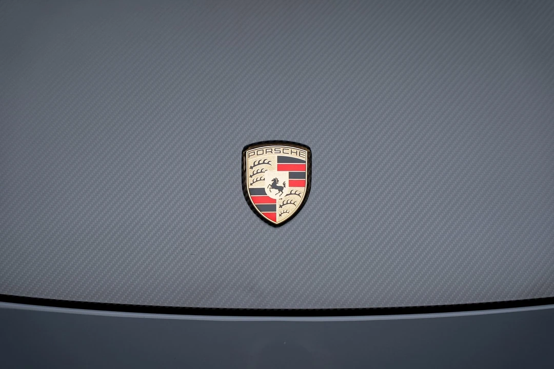 2023 Porsche 992 Carrera 4S - Image 12 of 21