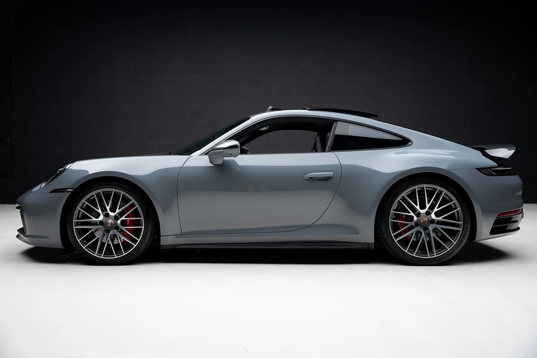 2023 Porsche 992 Carrera 4S - Image 16 of 21