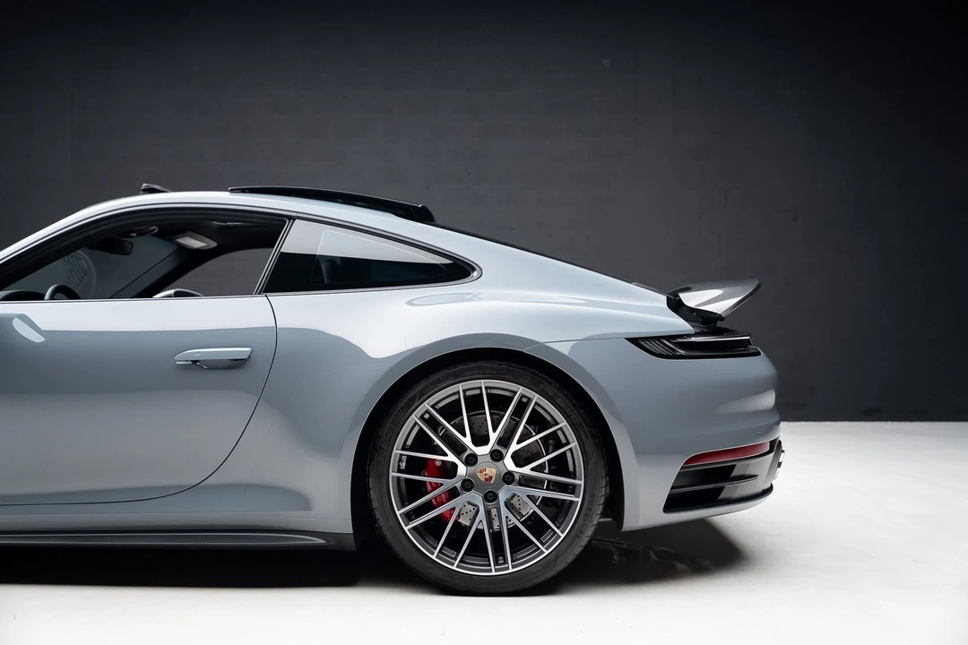 2023 Porsche 992 Carrera 4S - Image 19 of 21