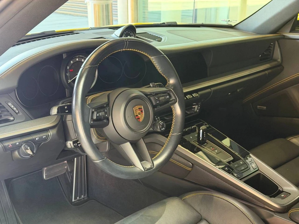 2023 Porsche 992 Carrera 4S - Image 4 of 4