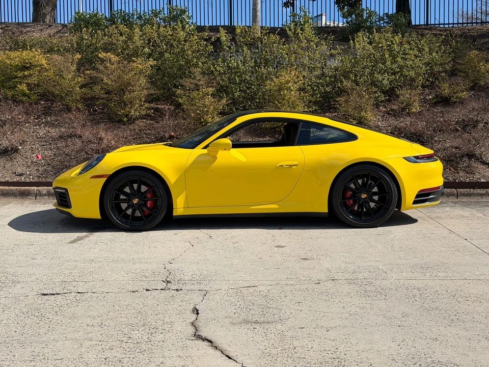 2023 Porsche 992 Carrera 4S - Image 7 of 31