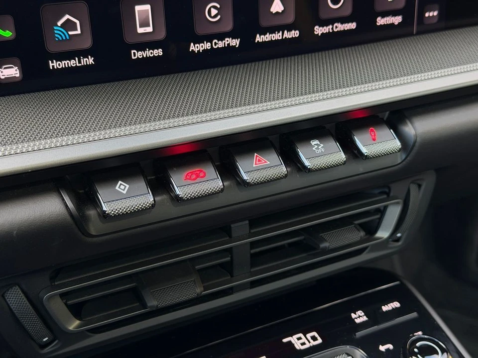 2023 Porsche 992 Carrera 4S - Image 29 of 31