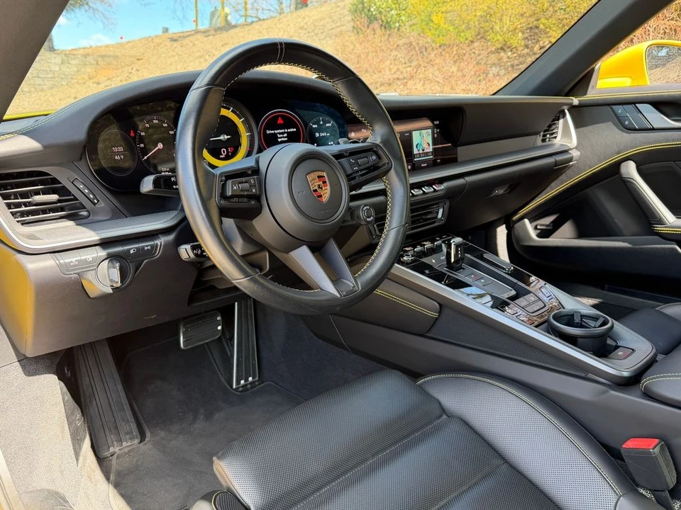2023 Porsche 992 Carrera 4S - Image 16 of 21