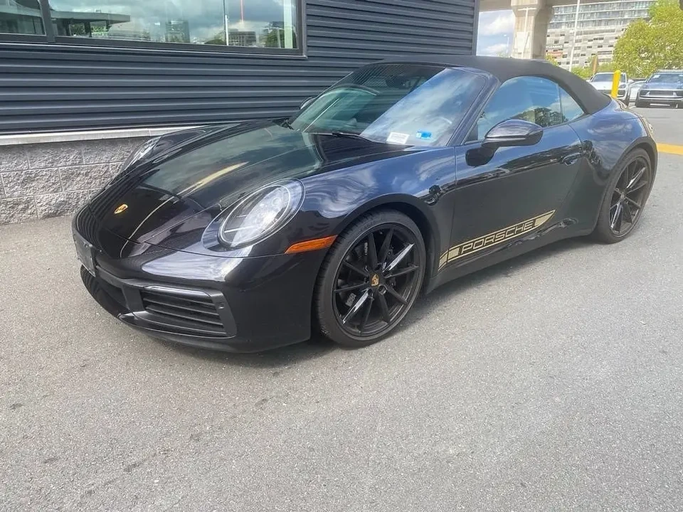 2023 Porsche 992 Carrera - Image 8 of 31