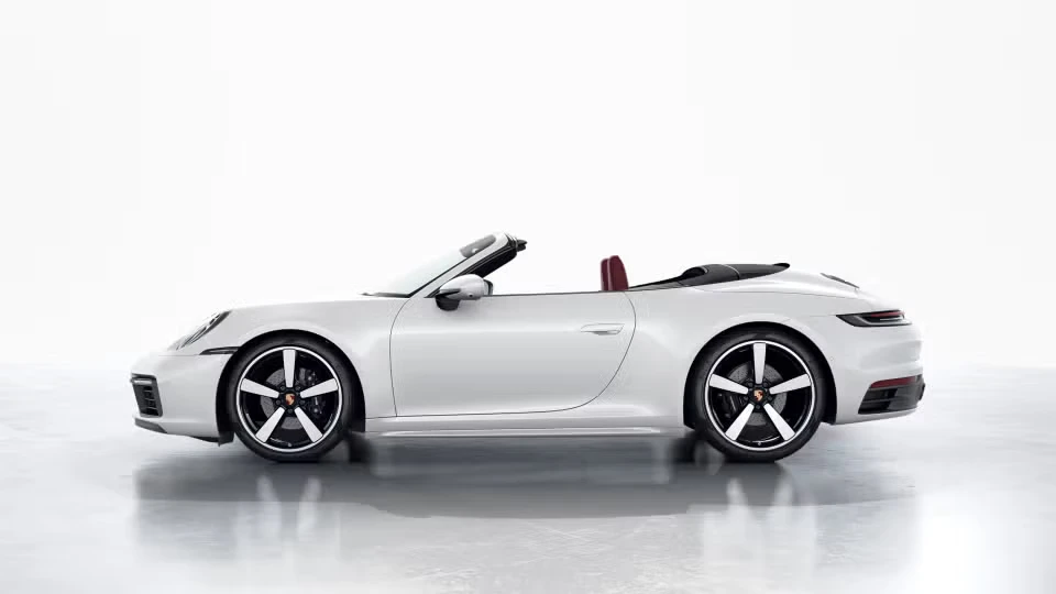 2023 Porsche 992 Carrera - Image 11 of 30