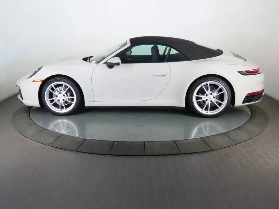 2023 Porsche 992 Carrera - Image 2 of 5