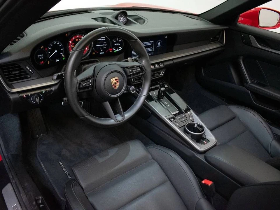 2023 Porsche 992 Carrera - Image 4 of 5