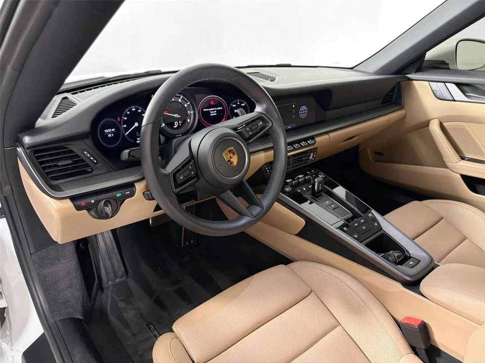 2023 Porsche 992 Carrera - Image 4 of 5
