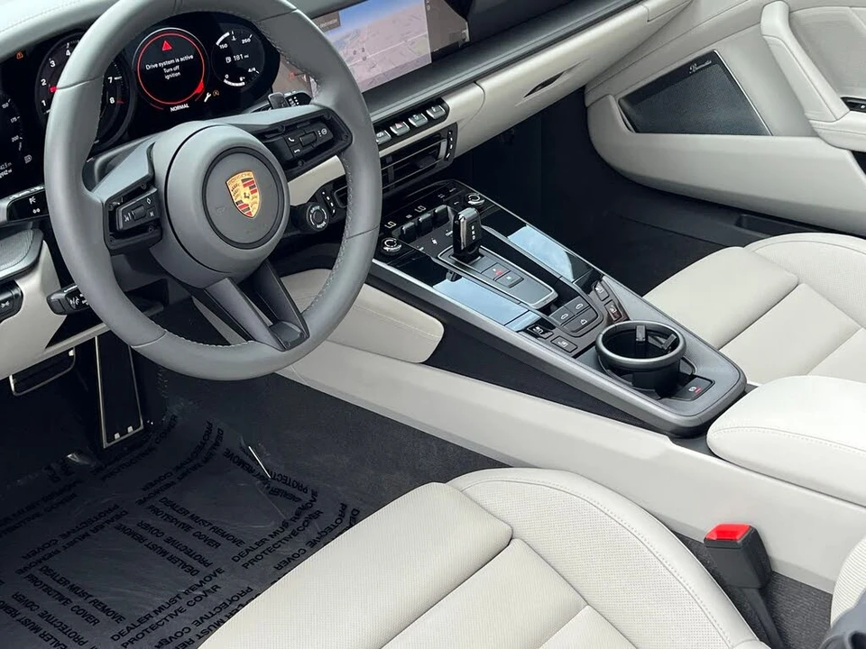 2023 Porsche 992 Carrera - Image 2 of 31