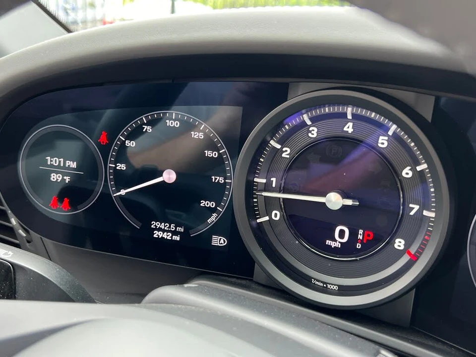 2023 Porsche 992 Carrera - Image 21 of 31