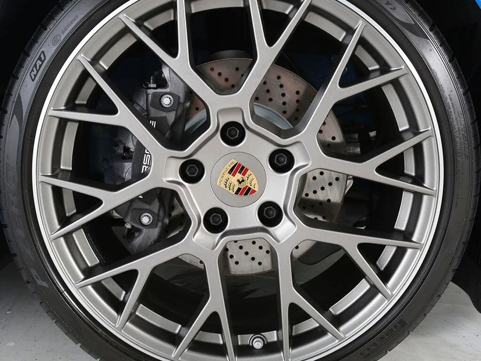 2023 Porsche 992 Carrera - Image 6 of 31