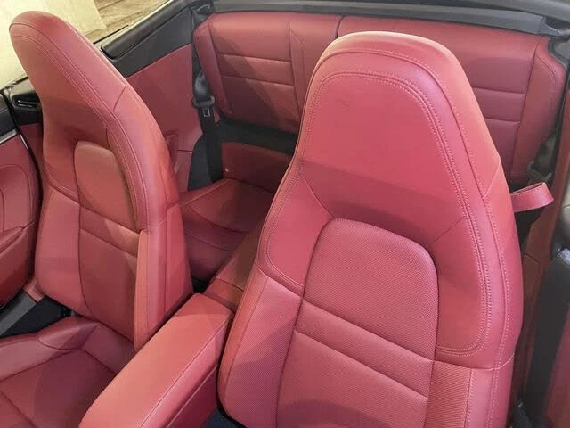 2023 Porsche 992 Carrera - Image 18 of 31