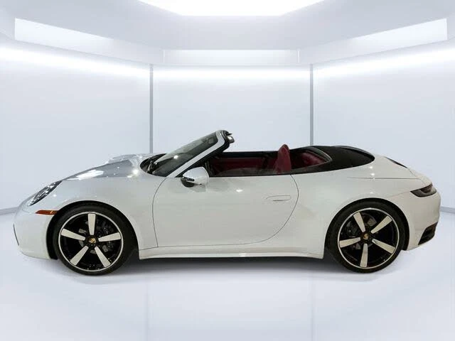 2023 Porsche 992 Carrera - Image 2 of 31