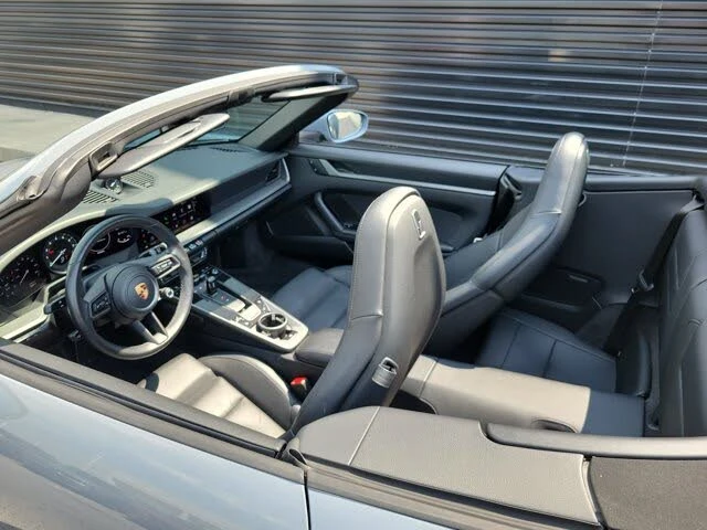 2023 Porsche 992 Carrera - Image 20 of 31