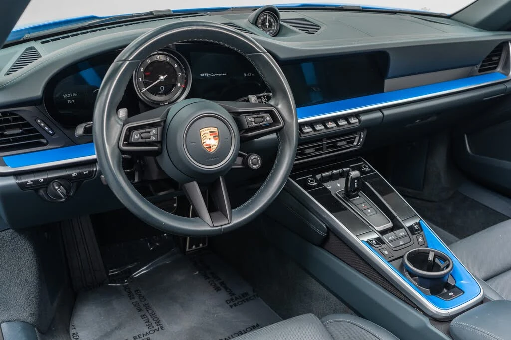 2023 Porsche 992 Carrera - Image 12 of 31