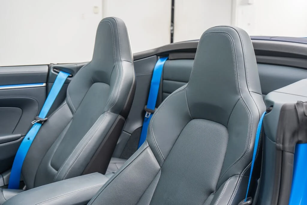 2023 Porsche 992 Carrera - Image 24 of 31