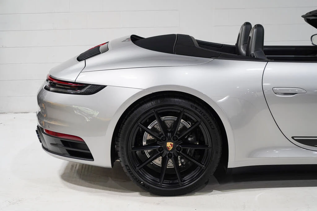 2023 Porsche 992 Carrera - Image 23 of 31