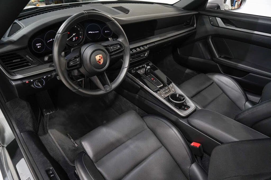 2023 Porsche 992 Carrera - Image 2 of 31