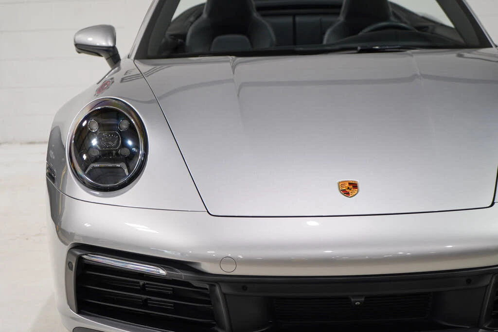 2023 Porsche 992 Carrera - Image 21 of 31