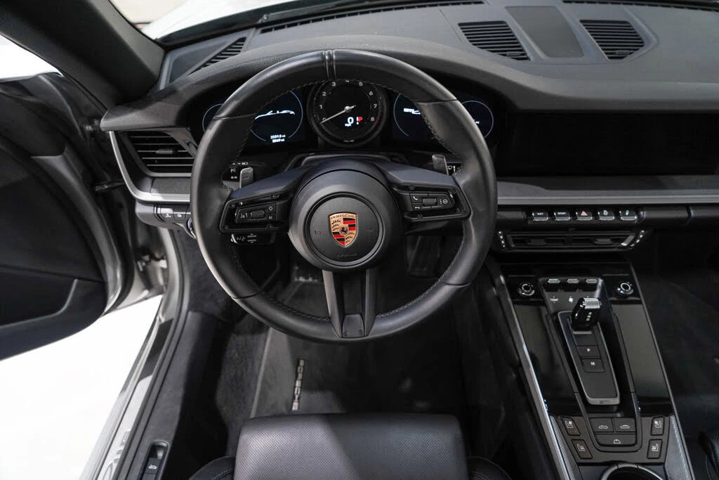 2023 Porsche 992 Carrera - Image 11 of 31