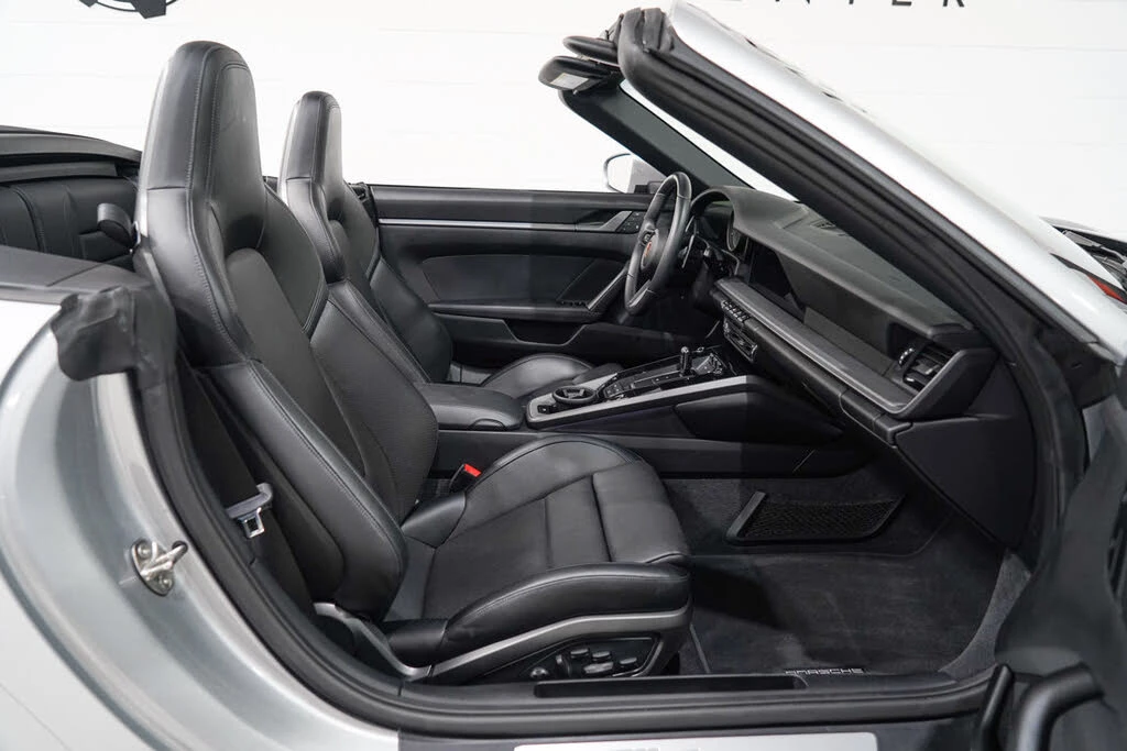 2023 Porsche 992 Carrera - Image 18 of 31