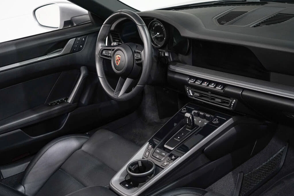 2023 Porsche 992 Carrera - Image 15 of 31