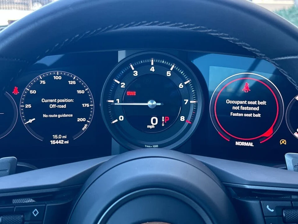 2023 Porsche 992 Carrera - Image 23 of 28