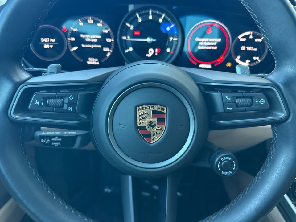 2023 Porsche 992 Carrera - Image 22 of 28