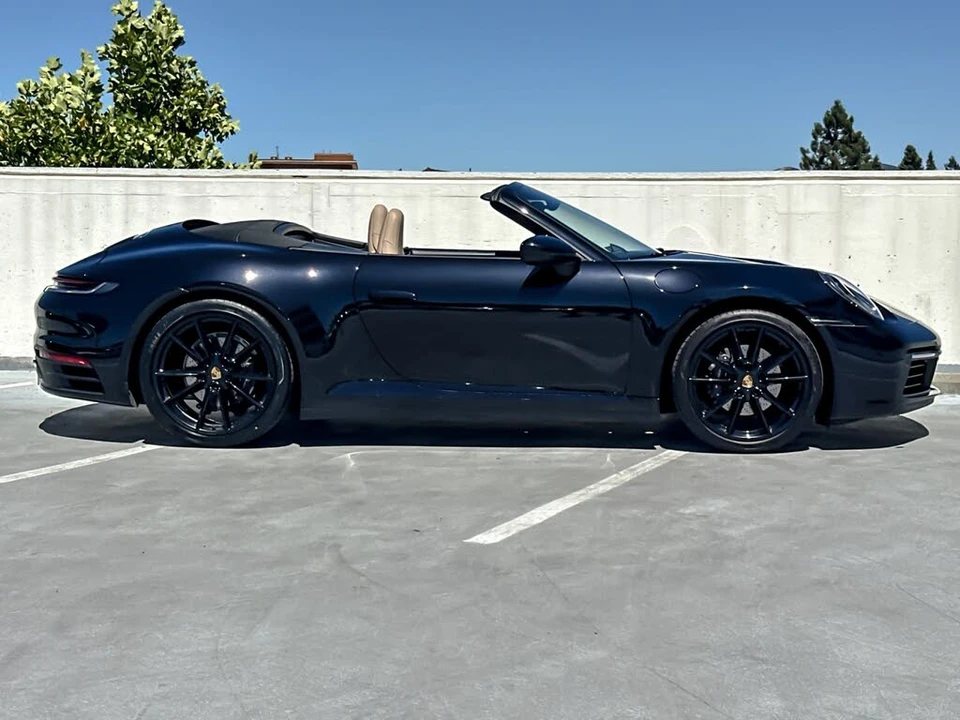 2023 Porsche 992 Carrera - Image 9 of 28