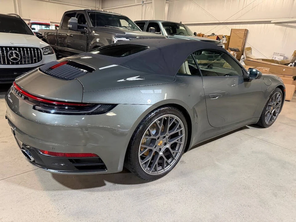 2023 Porsche 992 Carrera - Image 29 of 31