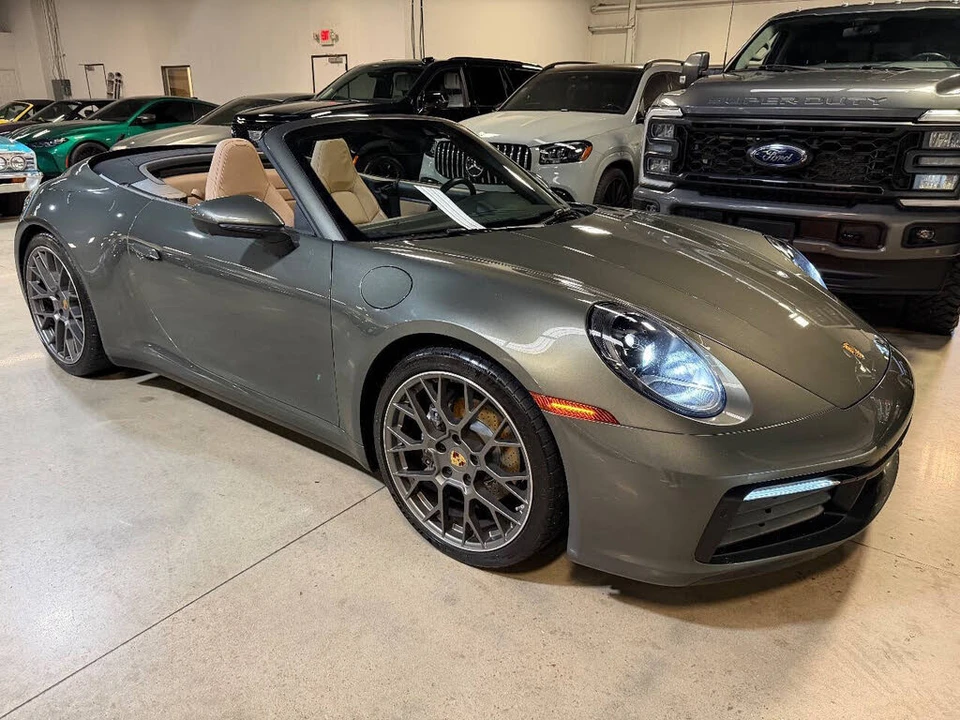 2023 Porsche 992 Carrera - Image 27 of 31