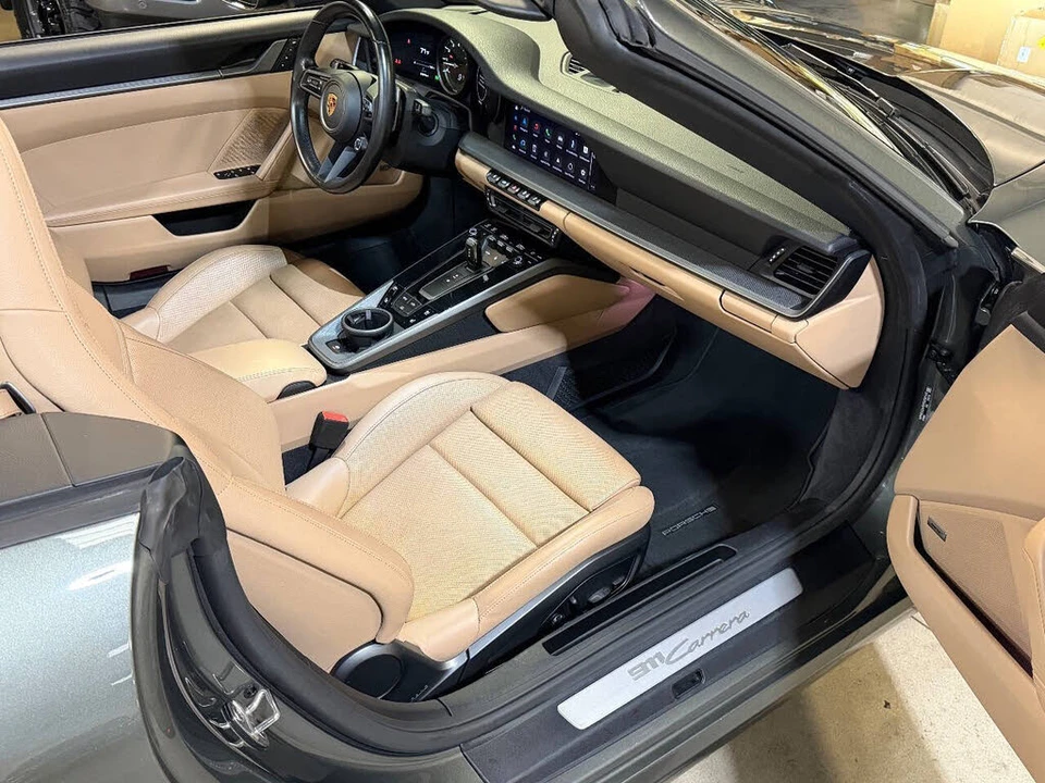 2023 Porsche 992 Carrera - Image 26 of 31