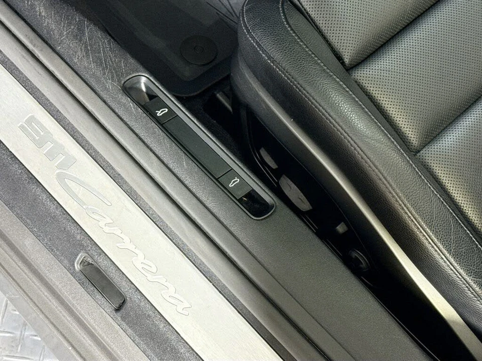 2023 Porsche 992 Carrera - Image 23 of 28