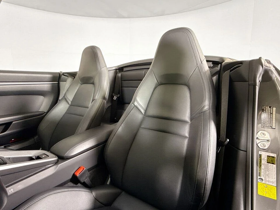 2023 Porsche 992 Carrera - Image 5 of 28