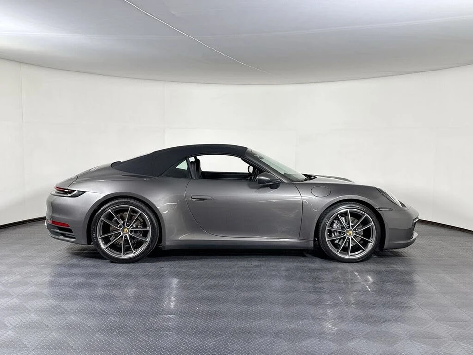2023 Porsche 992 Carrera - Image 8 of 28