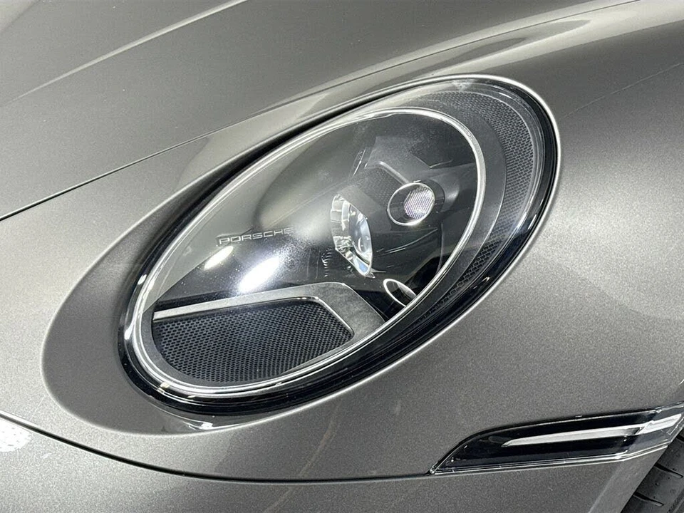2023 Porsche 992 Carrera - Image 24 of 28