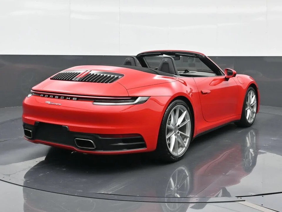 2023 Porsche 992 Carrera - Image 14 of 23