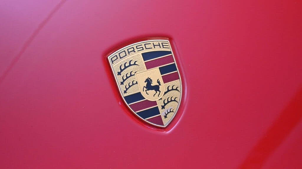 2023 Porsche 992 Carrera - Image 19 of 23