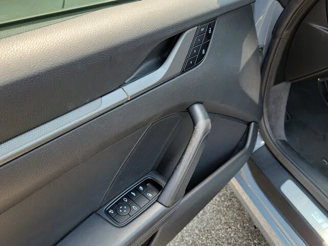 2023 Porsche 992 Carrera - Image 27 of 31