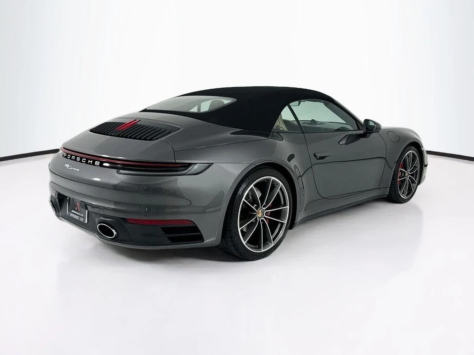 2023 Porsche 992 Carrera - Image 9 of 31