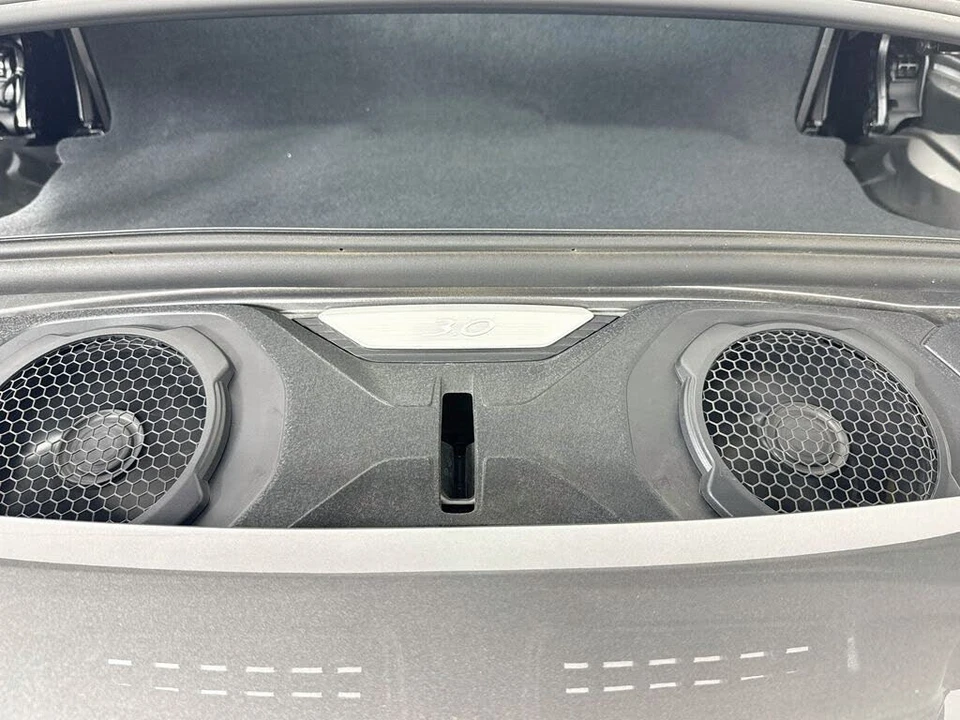 2023 Porsche 992 Carrera - Image 26 of 31