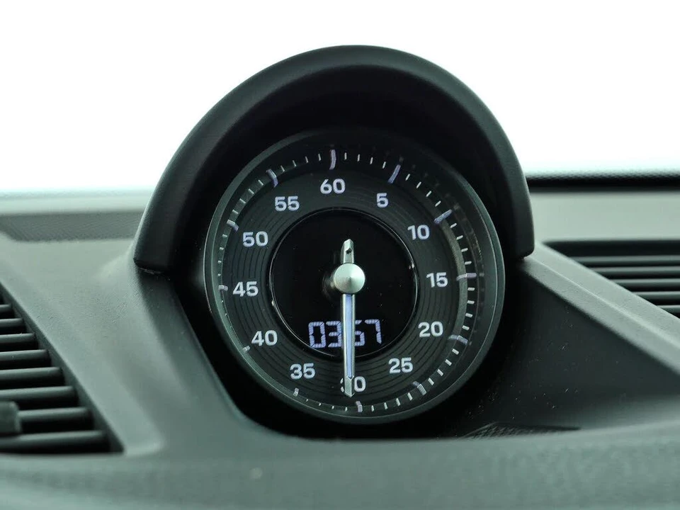 2023 Porsche 992 Carrera - Image 14 of 31