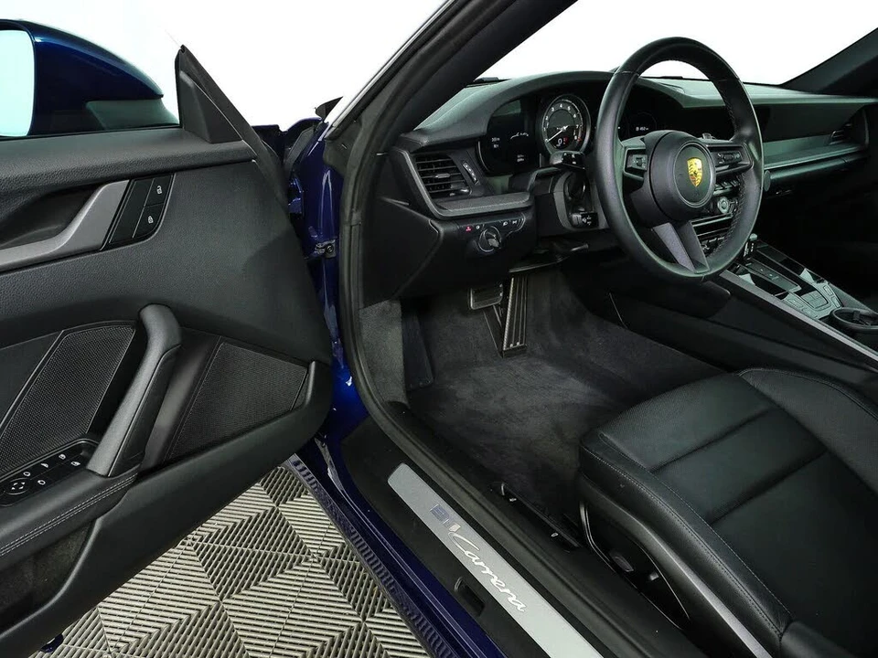 2023 Porsche 992 Carrera - Image 7 of 31