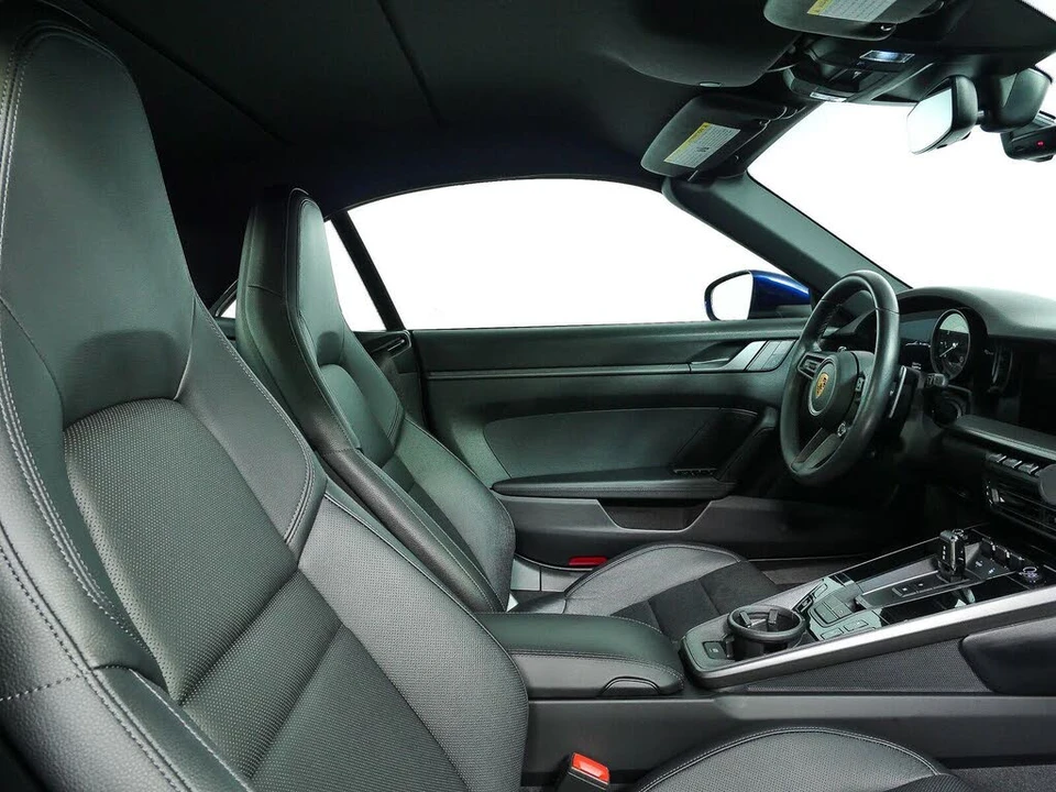 2023 Porsche 992 Carrera - Image 19 of 31