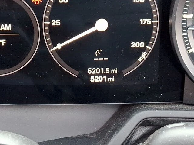 2023 Porsche 992 Carrera - Image 24 of 31