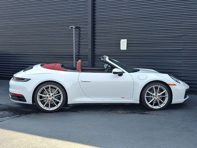 2023 Porsche 992 Carrera - Image 8 of 31