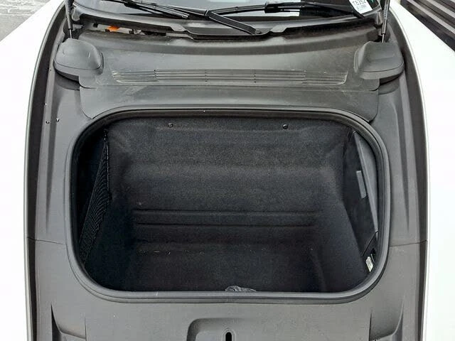 2023 Porsche 992 Carrera - Image 29 of 31