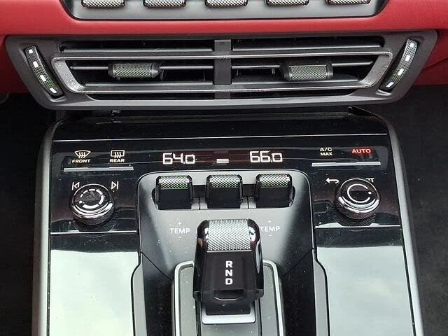 2023 Porsche 992 Carrera - Image 19 of 31